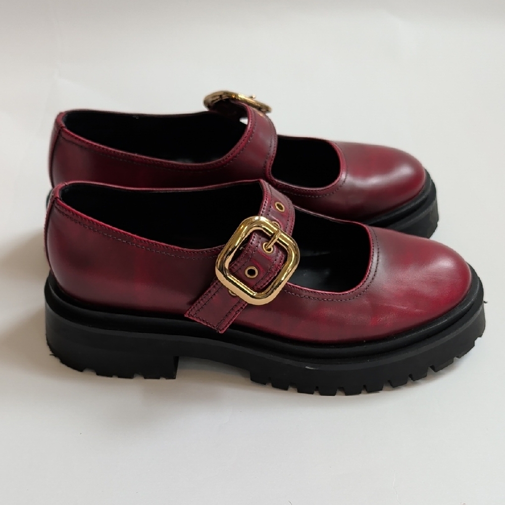 Steve Madden Burgundy Mary Jane Flats with Gold Buckle - Picture 2 of 4